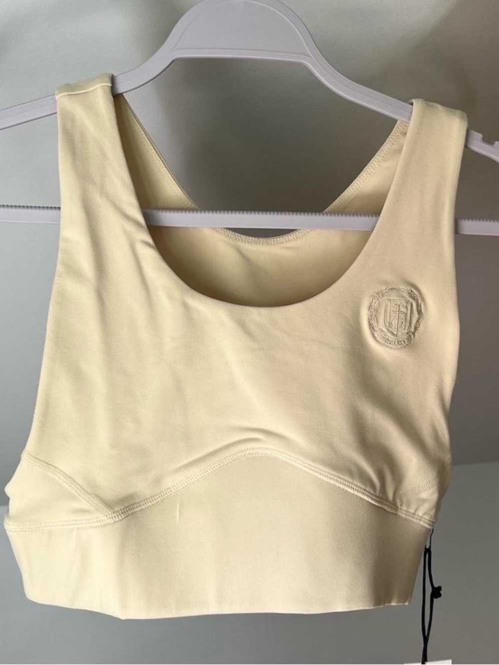 NWT Honor the Gift Cream Scoop Neck Sports Bra Top Size Small Nordstrom brand